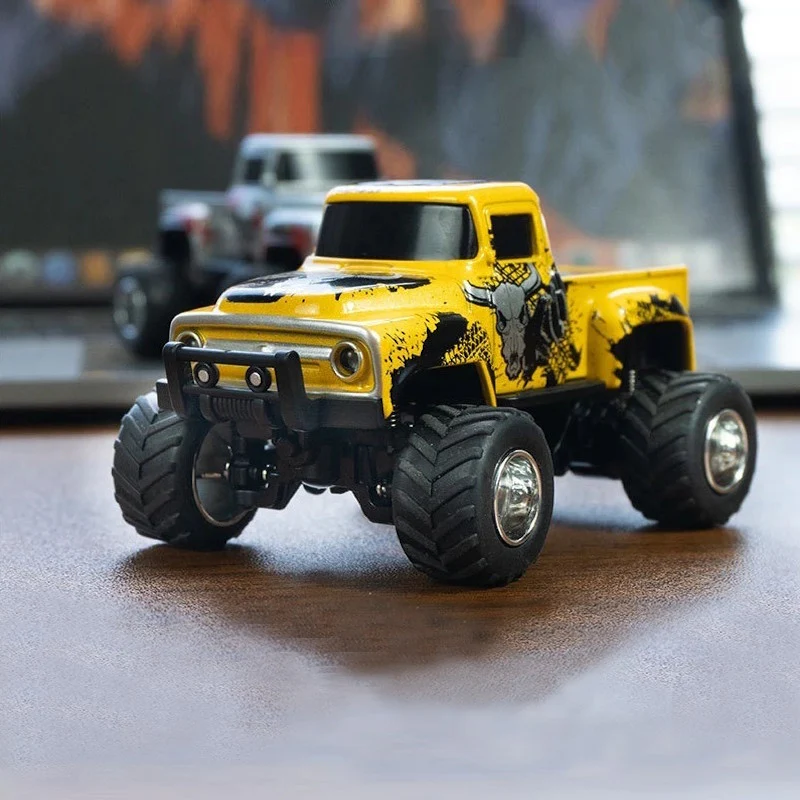 Yellow2800x800 RC 1:64 Little Monster Pickup